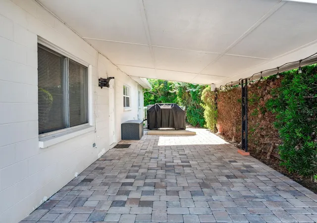 Photo 4 of Single family home for sale at 245 115th Avenue, Treasure Island, FL 33706 | MLS# TB8558687 | Listing updated on 2026-10-29