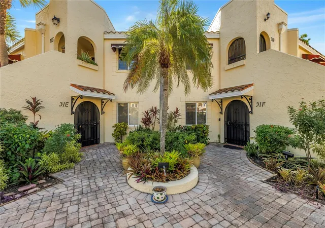 Condo for sale at 6101 34th Street W #31H, BRADENTON, FL 34210 | MLS# A4709778