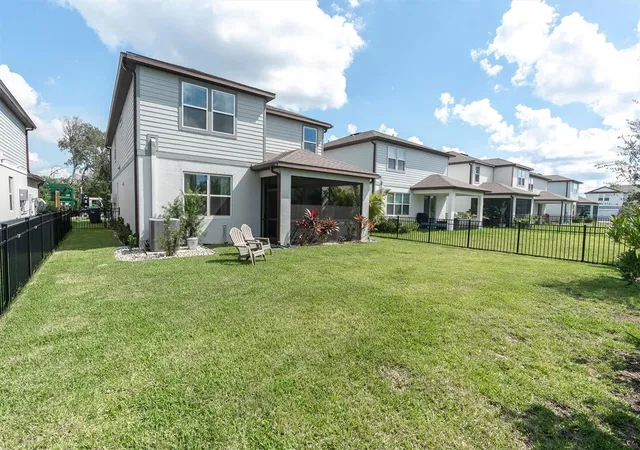 Photo 4 of Single family home for sale at 9921 Plum River Dr, Parrish, FL 34219 | MLS# W7890371 | Listing updated on 2026-10-24
