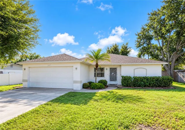 Photo 1 of Single family home for sale at 861 Poinciana Rd, Venice, FL 34293 | MLS# D6149209 | Listing updated on 2026-10-28
