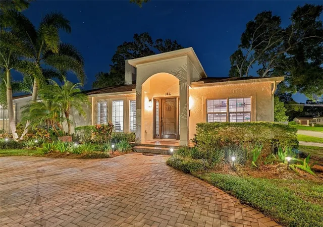 Photo 3 of Single family home for sale at 146 33rd Avenue N, Saint Petersburg, FL 33704 | MLS# TB8558700 | Listing updated on 2026-10-20