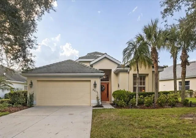 Photo 1 of Single family home for sale at 3211 Woodland Fern Dr, Parrish, FL 34219 | MLS# A4709792 | Listing updated on 2026-10-20
