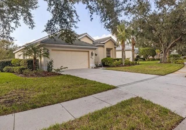 Photo 1 of Single family home for sale at 3211 Woodland Fern Dr, Parrish, FL 34219 | MLS# A4709792 | Listing updated on 2026-10-20