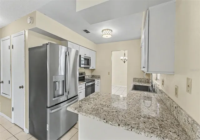 Photo 3 of Single family home for sale at 3108 Elderwood Pl, Seffner, FL 33584 | MLS# L4965830 | Listing updated on 2026-10-22