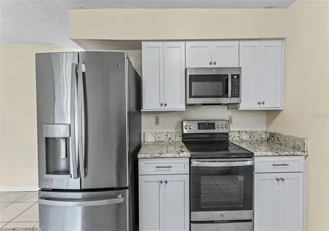 Photo 4 of Single family home for sale at 3108 Elderwood Pl, Seffner, FL 33584 | MLS# L4965830 | Listing updated on 2026-10-22
