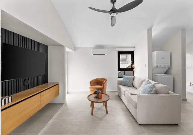 Photo 2 of Single family home for sale at 153 Calle Pomarrosa Bo Santurce, San Juan, PR 00911 | MLS# PR9125022 | Listing updated on 2026-10-20