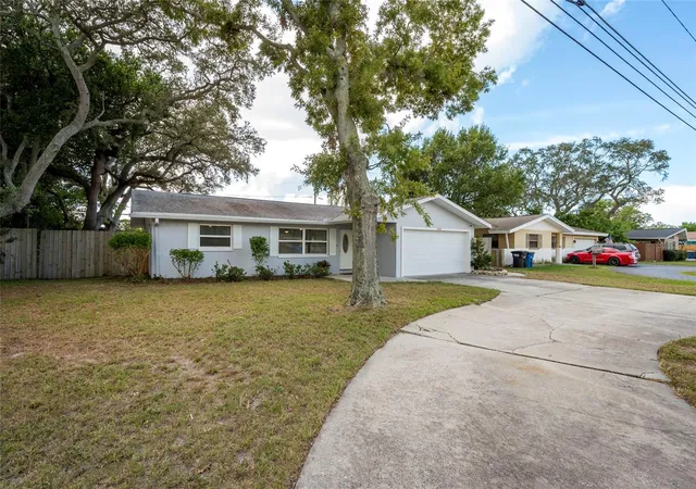 Photo 2 of Single family home for sale at 1749 Sunset Point Rd, Clearwater, FL 33755 | MLS# TB8558736 | Listing updated on 2026-10-20