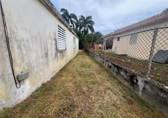 Photo 2 of Single family home for sale at Calle 2 Par 177 Comm Navarro, Gurabo, PR 00778 | MLS# PR9125023 | Listing updated on 2026-10-17