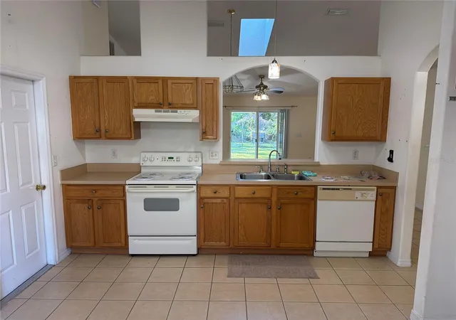 Photo 2 of Single family home for sale at 25 Rymshaw Dr, Palm Coast, FL 32164 | MLS# O6450425 | Listing updated on 2026-10-17