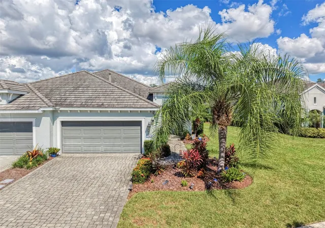 Photo 2 of Single family home for sale at 12404 Palatka Dr, Venice, FL 34293 | MLS# N6146223 | Listing updated on 2026-10-20