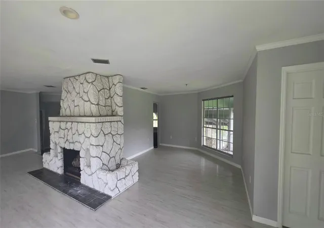 Photo 2 of Single family home for sale at 920 Lake Cvs Trl, Lakeland, FL 33813 | MLS# P4940178 | Listing updated on 2026-10-17