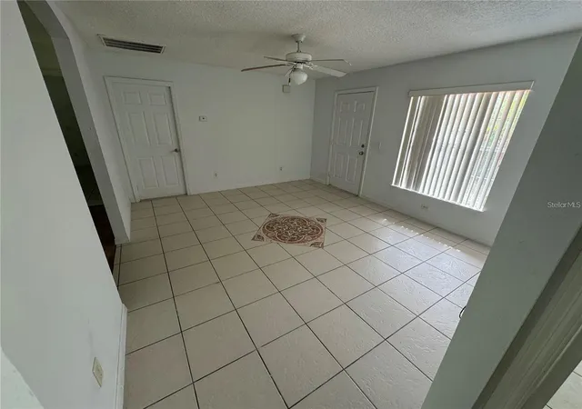 Photo 3 of Single family home for sale at 821 Savona Pl, Kissimmee, FL 34758 | MLS# O6450450 | Listing updated on 2026-10-17