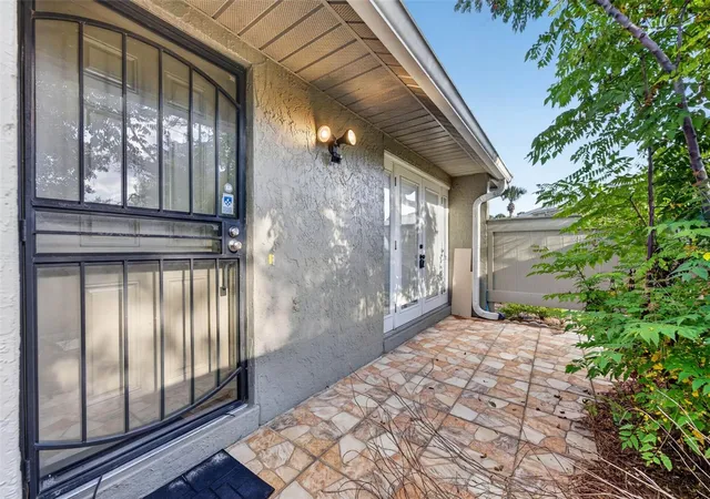 Listing Photo 4 - Condo for sale in building located at 4450 Ring Neck Rd, Orlando, FL 32808 - Unit #A