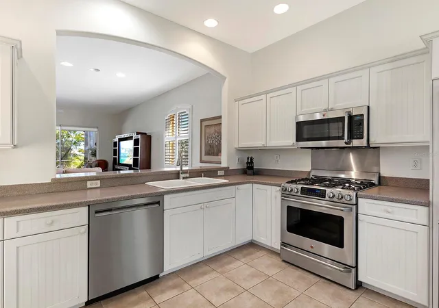 Photo 3 of Single family home for sale at 202 Rio Terra, Venice, FL 34285 | MLS# N6146225 | Listing updated on 2026-10-26