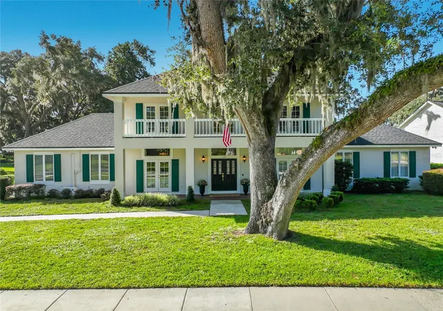 Single family home for sale at 1128 Oakpoint Cir, APOPKA, FL 32712 | MLS# O6450461