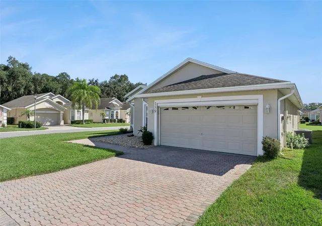 Photo 3 of Single family home for sale at 159 Red Maple Pass, Davenport, FL 33837 | MLS# O6450467 | Listing updated on 2026-10-29