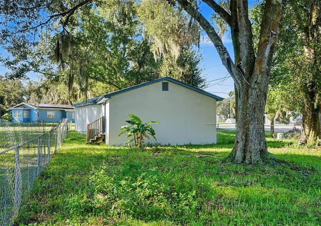 Photo 3 of Single family home for sale at 2771 Old Dixie Hwy, Auburndale, FL 33823 | MLS# TB8558804 | Listing updated on 2026-10-20