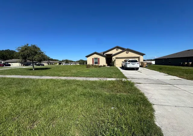 Single family home for sale at 12000 Pale Grass Way, LEESBURG, FL 34788 | MLS# O6450481