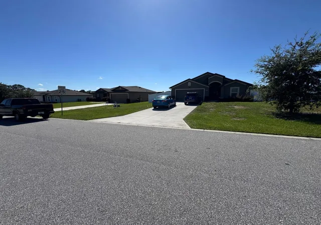Photo 3 of Single family home for sale at 12000 Pale Grass Way, Leesburg, FL 34788 | MLS# O6450481 | Listing updated on 2026-10-29