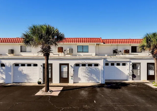 Photo 2 of Townhouse for sale at 3900 S Ocean Shore Blvd #5, Flagler Beach, FL 32136 | MLS# FC322165 | Listing updated on 2026-10-20