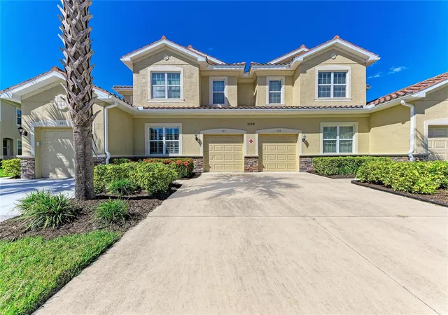 Photo 2 of Condo for sale at 3129 Oriole Dr #102, Sarasota, FL 34243 | MLS# A4709848 | Listing updated on 2026-10-29