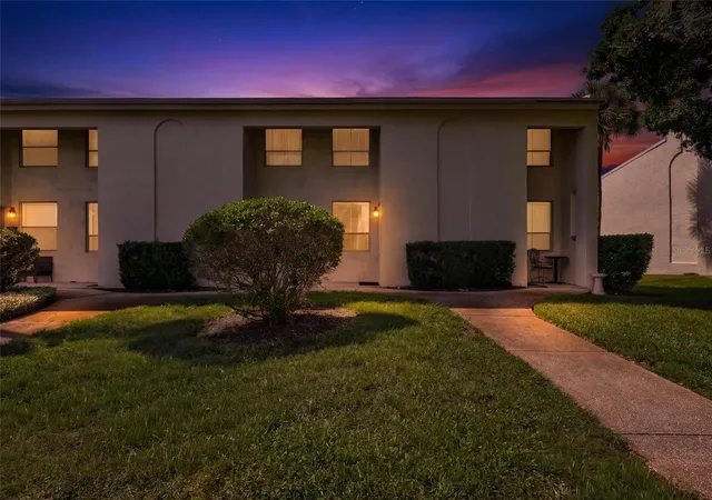 Photo 1 of Townhouse for sale at 4515 La Capri Ct, Tampa, FL 33611 | MLS# TB8558820 | Listing updated on 2026-10-17