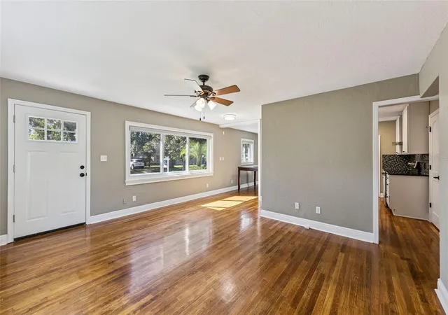 Photo 2 of Single family home for sale at 3115 Hargill Dr, Orlando, FL 32806 | MLS# O6450489 | Listing updated on 2026-10-29
