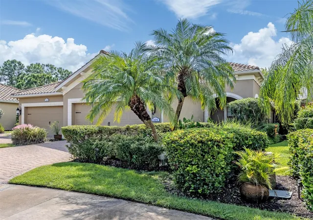 Photo 2 of Single family home for sale at 1175 Collier Pl, Venice, FL 34293 | MLS# A4709850 | Listing updated on 2026-10-20