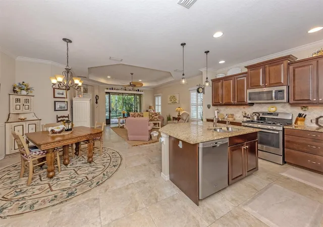 Photo 4 of House for sale at 1175 Collier Pl, Venice, FL 34293 | MLS# A4709850 | Listing updated on 2026-10-20
