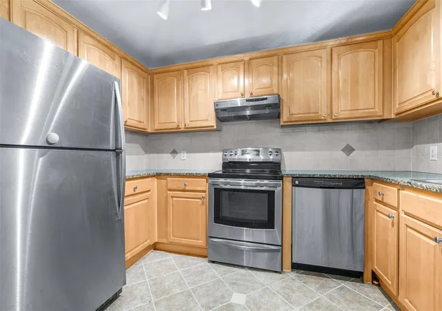 Photo 3 of Condo for sale at 6150 Gulfport Blvd S #515, Gulfport, FL 33707 | MLS# TB8558833 | Listing updated on 2026-10-20