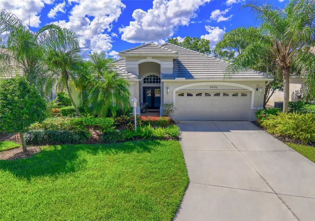 Single family home for sale at 8496 Idlewood Ct, LAKEWOOD RANCH, FL 34202 | MLS# A4709857