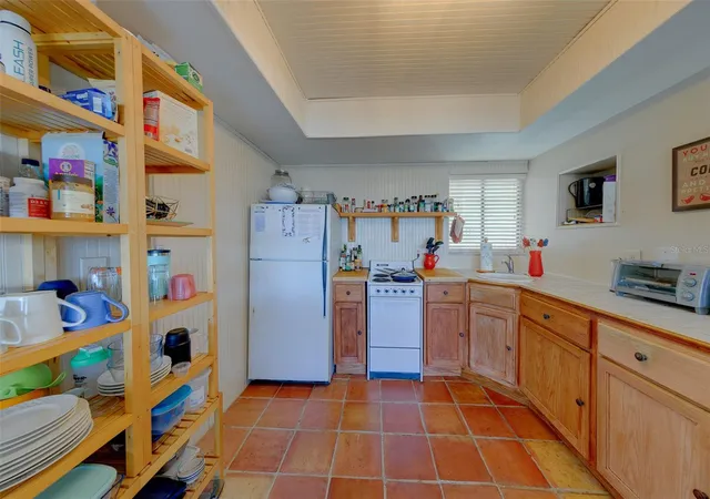 Photo 4 of Condo for sale at 500 N Osceola Ave #604, Clearwater, FL 33755 | MLS# TB8558852 | Listing updated on 2026-10-17