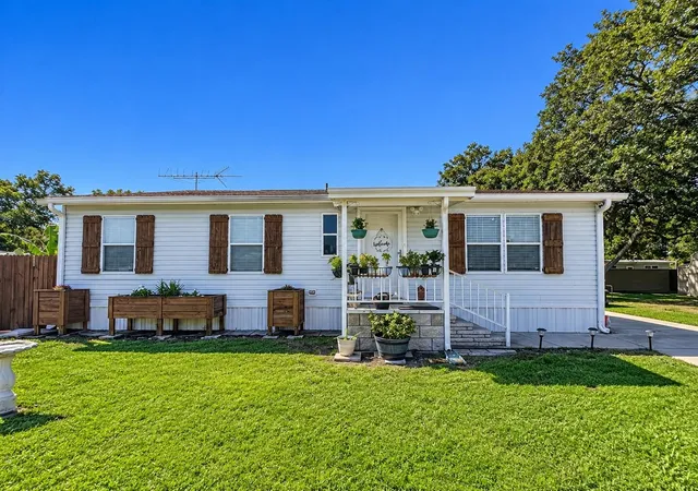Photo 1 of Manufactured home for sale at 1638 Cod St, Saint Cloud, FL 34771 | MLS# S5159671 | Listing updated on 2026-10-22