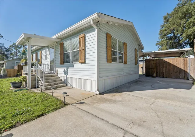 Photo 2 of Manufactured home for sale at 1638 Cod St, Saint Cloud, FL 34771 | MLS# S5159671 | Listing updated on 2026-10-22