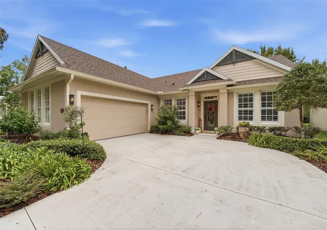 Photo 1 of Single family home for sale at 1024 Heron Point Cir, Deland, FL 32724 | MLS# V4951863 | Listing updated on 2026-10-21