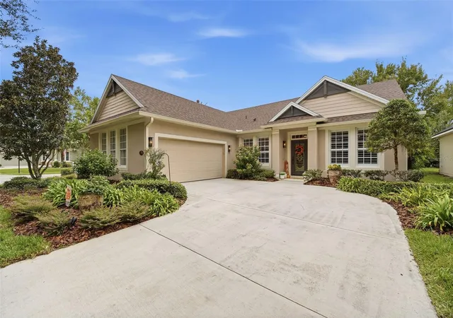 Photo 2 of Single family home for sale at 1024 Heron Point Cir, Deland, FL 32724 | MLS# V4951863 | Listing updated on 2026-10-21