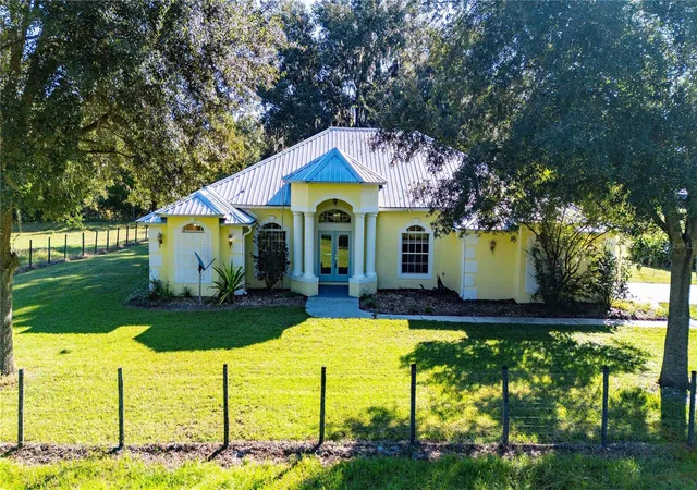 Single family home for sale at 4389 Cr 317b, BUSHNELL, FL 33513 | MLS# G5119184