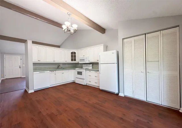Photo 1 of Single family home for sale at 16005 Woodpine Dr, Tampa, FL 33618 | MLS# O6450508 | Listing updated on 2026-10-30