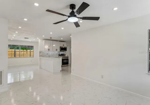 Photo 3 of Single family home for sale at 31043 Willow Bank Ave, Brooksville, FL 34602 | MLS# A4709869 | Listing updated on 2026-10-22