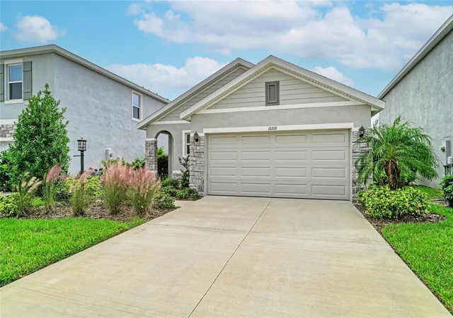 Photo 2 of Single family home for sale at 16818 Yard Spring Dr, Lakewood Ranch, FL 34211 | MLS# A4709870 | Listing updated on 2026-10-29
