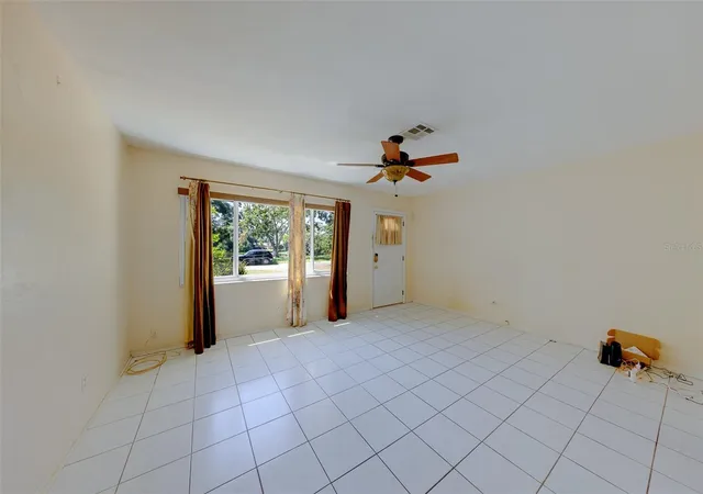 Photo 4 of Single family home for sale at 811 69th Avenue S, Saint Petersburg, FL 33705 | MLS# TB8558881 | Listing updated on 2026-10-24