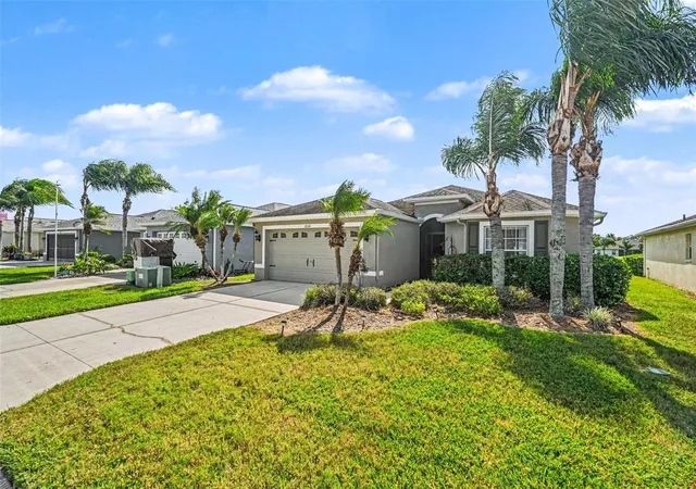 Photo 3 of Single family home for sale at 10130 Old Tampa Bay Dr, San Antonio, FL 33576 | MLS# TB8558889 | Listing updated on 2026-10-30