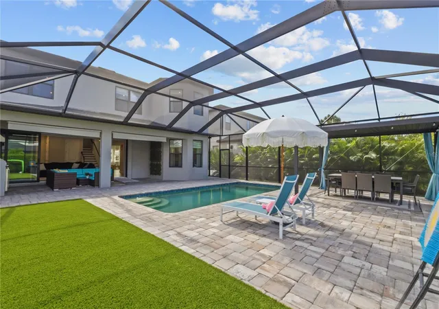 Photo 3 of Single family home for sale at 9113 Luna Ln, Sarasota, FL 34241 | MLS# A4709882 | Listing updated on 2026-10-22