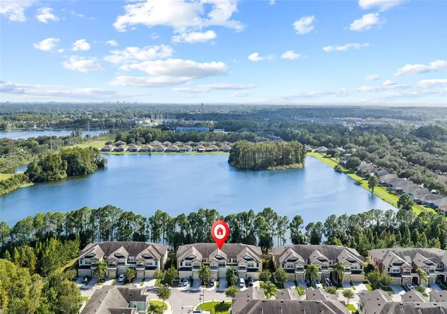 Townhouse for sale at 11424 Crowned Sparrow Ln, TAMPA, FL 33626 | MLS# TB8558909