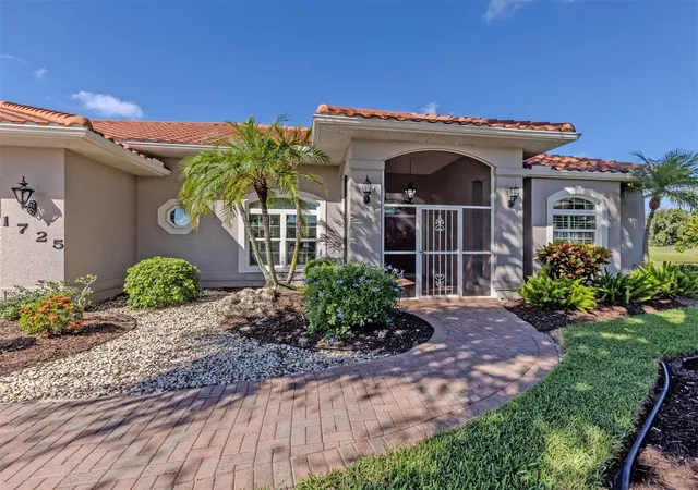 Photo 3 of Single family home for sale at 1725 Ardry Way, Venice, FL 34292 | MLS# N6146229 | Listing updated on 2026-10-22
