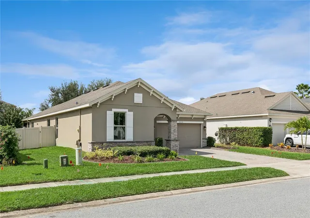 Photo 2 of Single family home for sale at 14230 Sunridge Blvd, WINTER GARDEN, FL 34787 | MLS# O6450563 | Listing updated on 2026-10-22