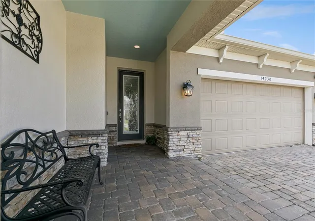 Photo 4 of Single family home for sale at 14230 Sunridge Blvd, Winter Garden, FL 34787 | MLS# O6450563 | Listing updated on 2026-10-22