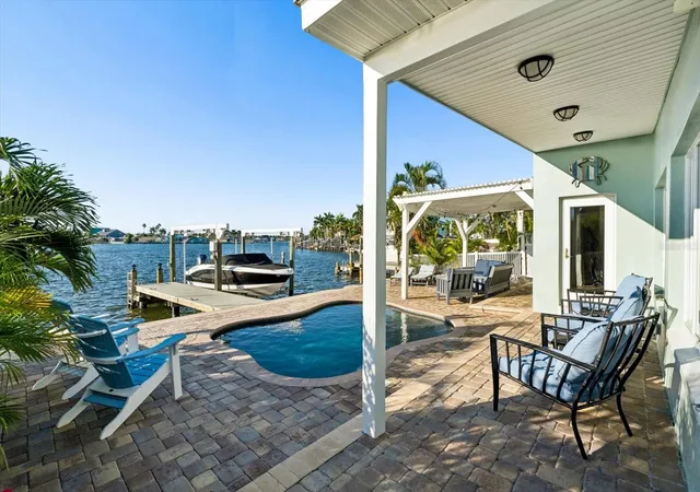 Photo 1 of Single family home for sale at 112 Wall St, Redington Shores, FL 33708 | MLS# TB8558917 | Listing updated on 2026-10-21