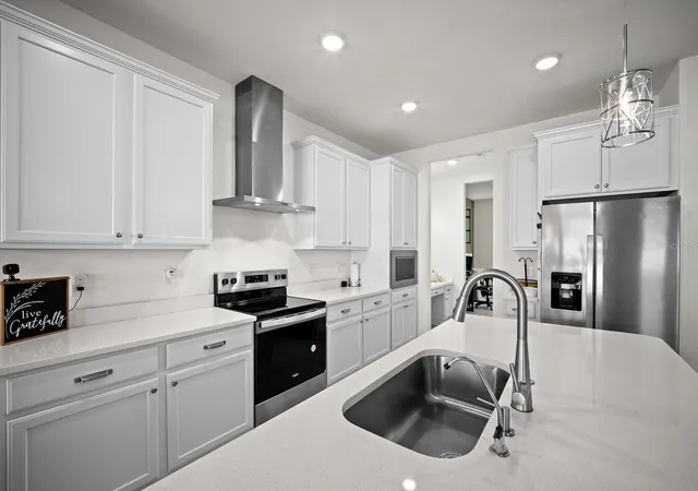 Photo 3 of Single family home for sale at 82 Hillshire Pl, Spring Hill, FL 34609 | MLS# TB8558920 | Listing updated on 2026-10-17