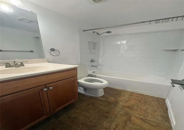 Photo 2 of Condo for sale at 4814 Conway Rd #143, Orlando, FL 32812 | MLS# O6450567 | Listing updated on 2026-10-21